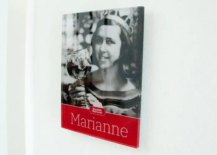 Marianne Обервезель